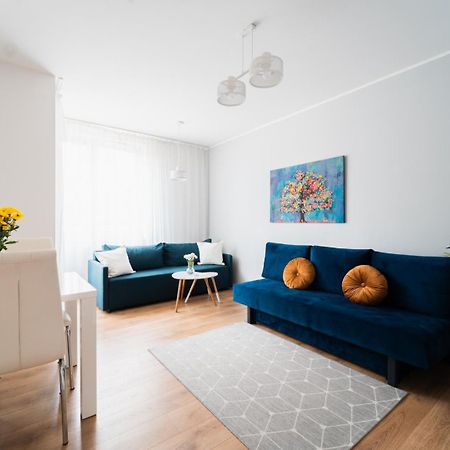 Nice Apartment - Near Sky Tower - Private Parking Βρότσλαβ Εξωτερικό φωτογραφία