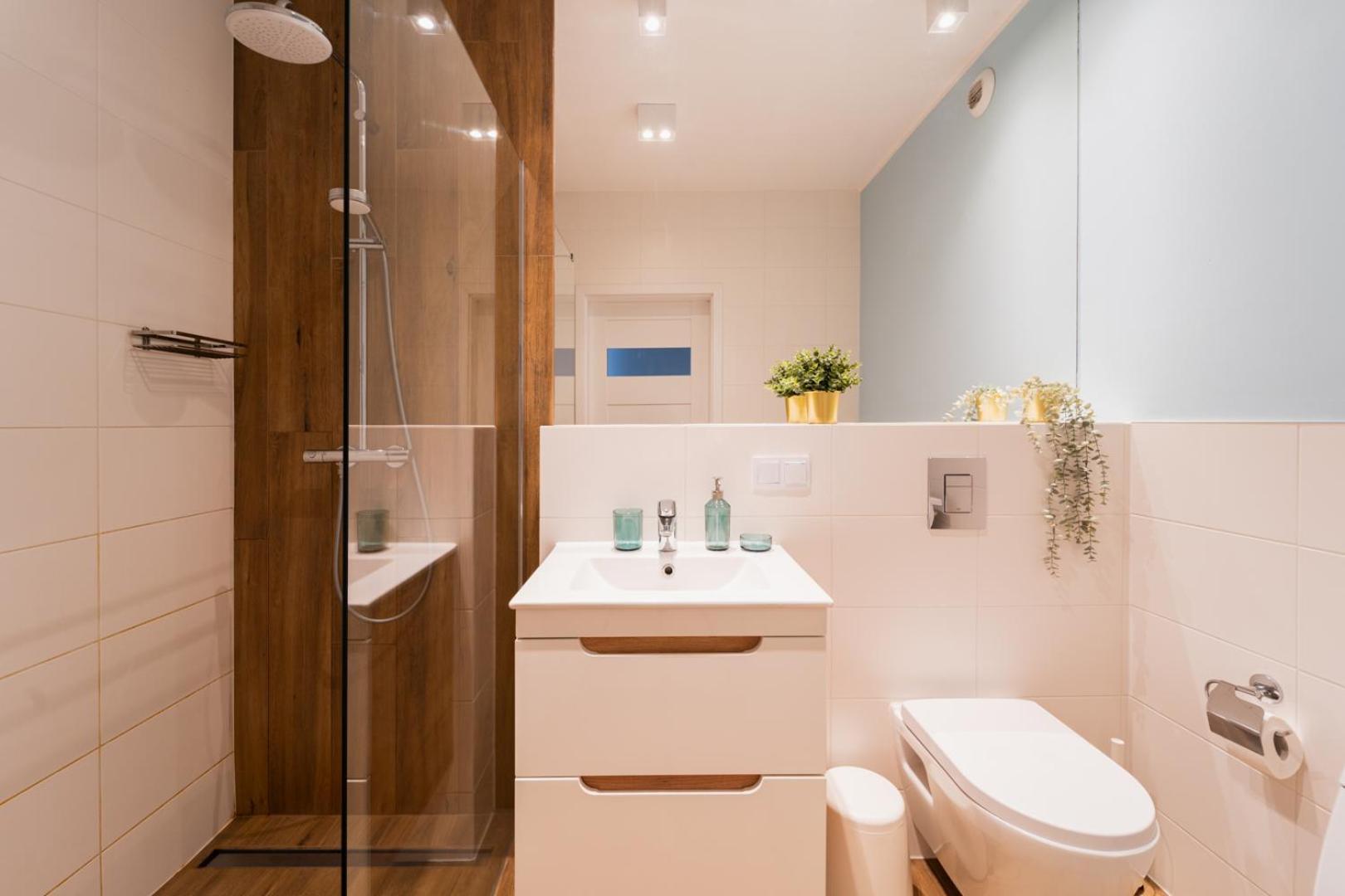 Nice Apartment - Near Sky Tower - Private Parking Βρότσλαβ Εξωτερικό φωτογραφία
